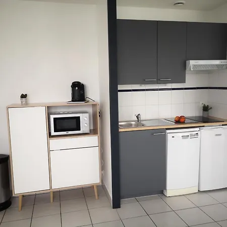 Apartament Tres Bel Avec Vue D'exception & Parking
