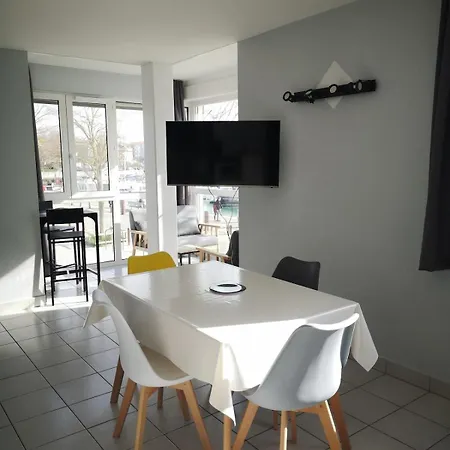 Apartament Tres Bel Avec Vue D'exception & Parking *